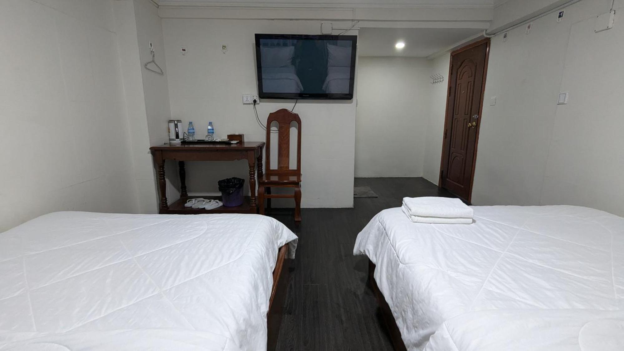 Hotel Empire House, Phnom Penh Exterior foto