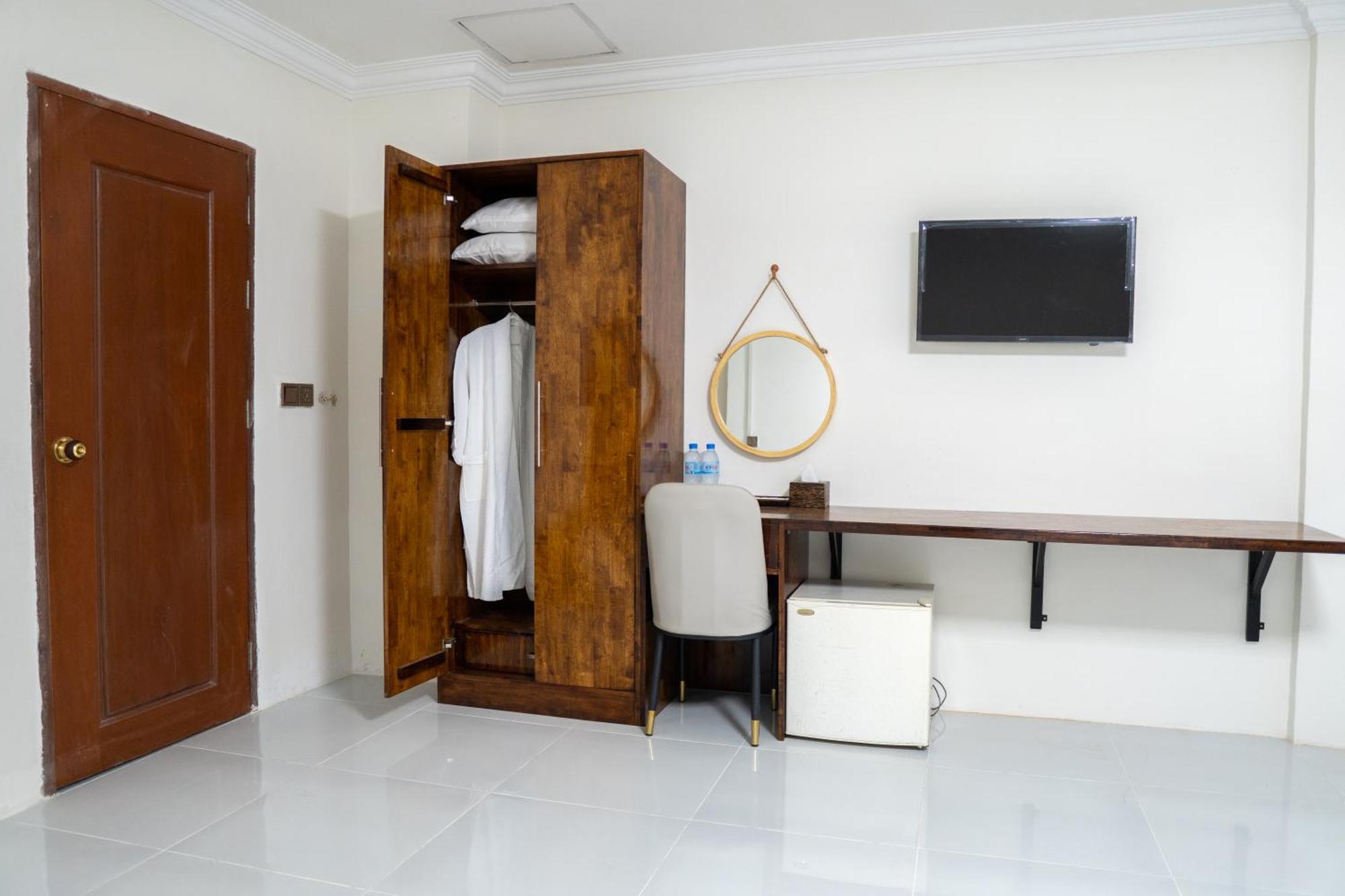 Hotel Empire House, Phnom Penh Exterior foto
